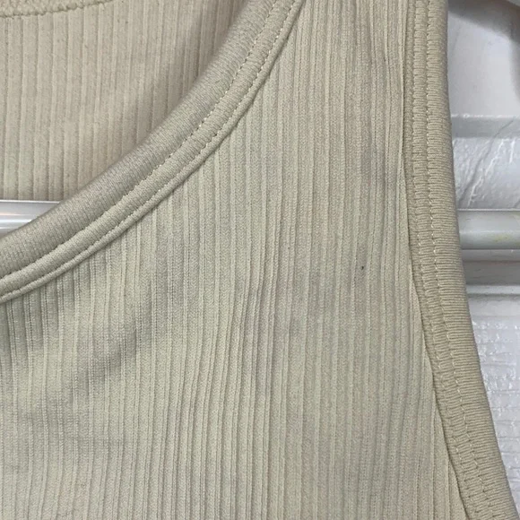Cream Ribbed Sleeveless Crop Top - Picture 5 of 5